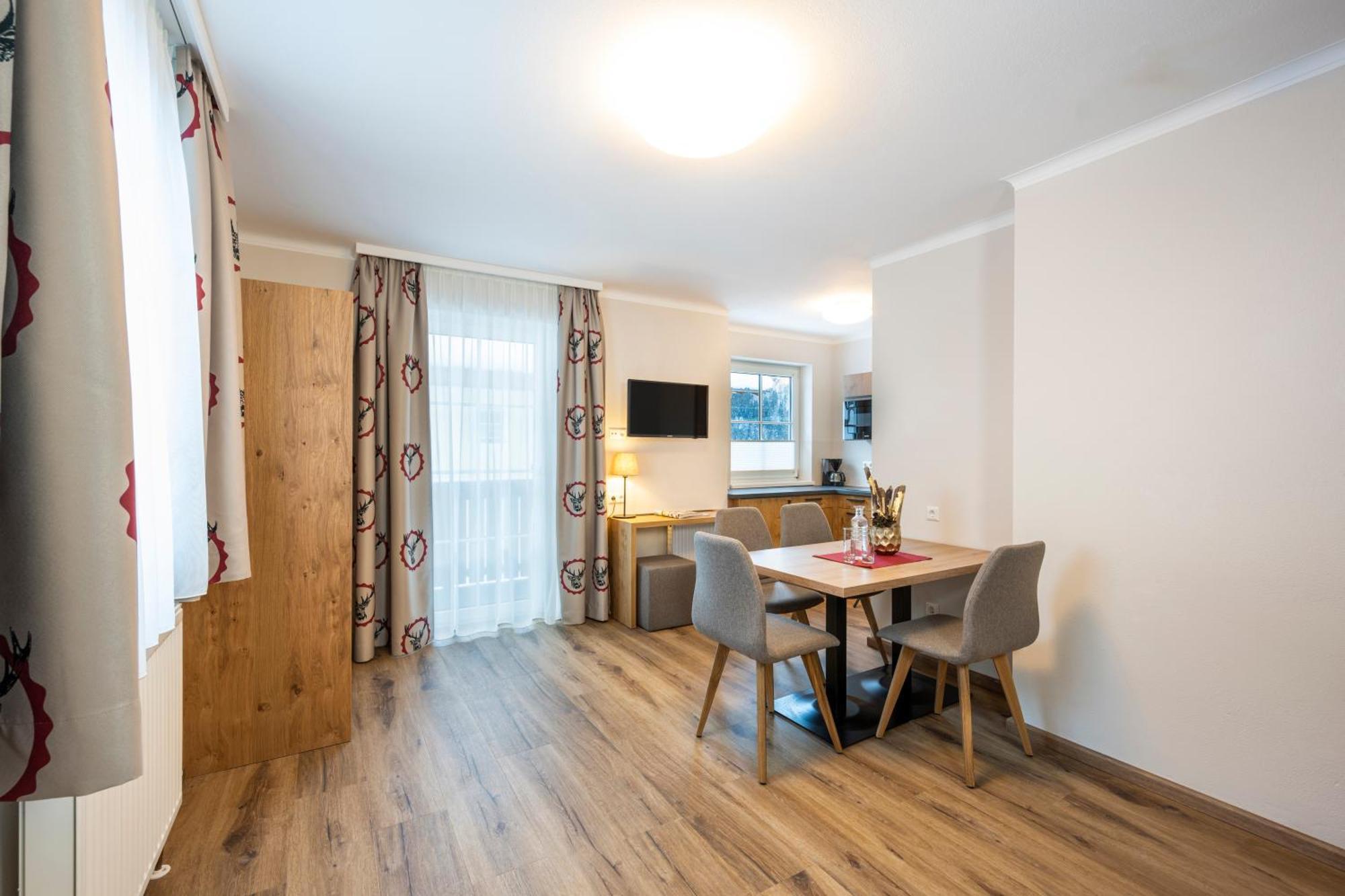 Ferienhotel Gasthof Zur Post Untertauern Habitación foto